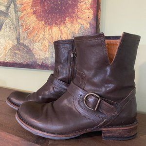 Fiorentini + Baker Eternity Eli